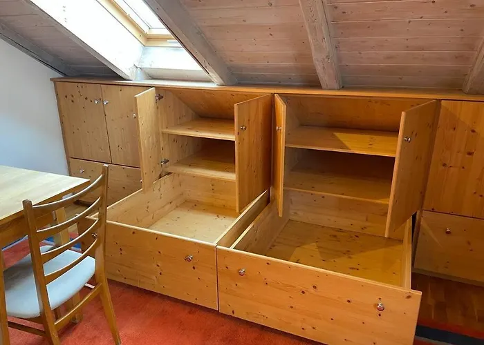 Sonnige 2-zimmer Unterm Dach Heroldsberg