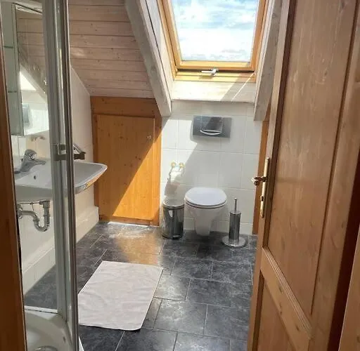 Apartment Sonnige 2-zimmer Unterm Dach